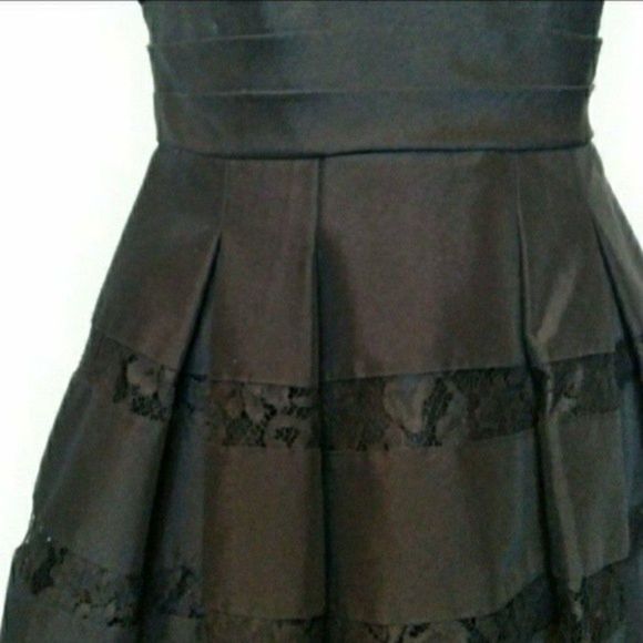 WHBM DRESS FIT & FLARE KNEE LENGHT SLEEVELESS BRIDESMAIDS SIZE 4 WOMENS 4 - Picture 9 of 12